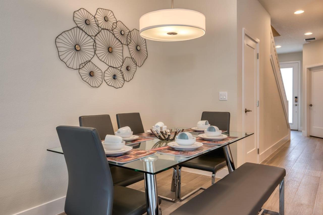 Pleasant Townhome With Private Pool Near Disney Four Corners Exterior foto